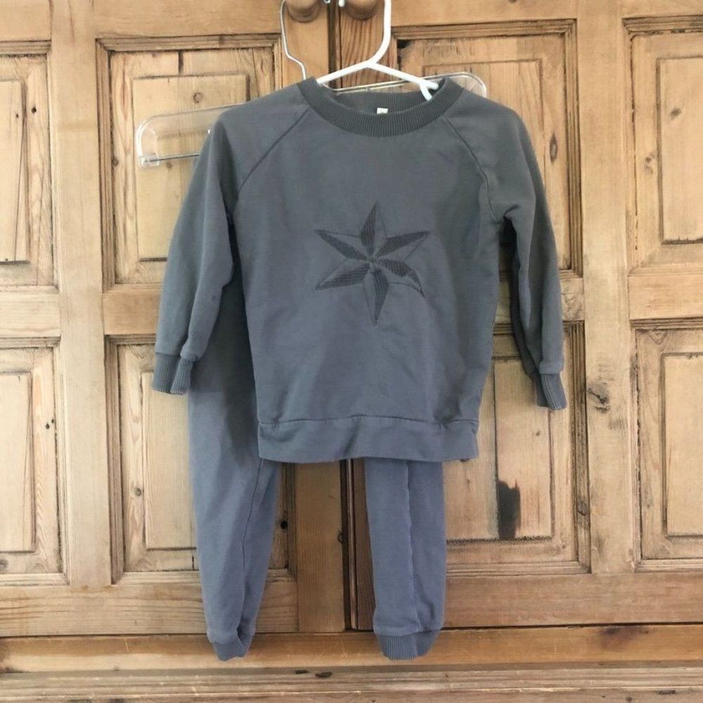 Iglo + Indi Boy's‎ Size 12 - 18 Months Two Piece Set Sweater Pants Toddler Star